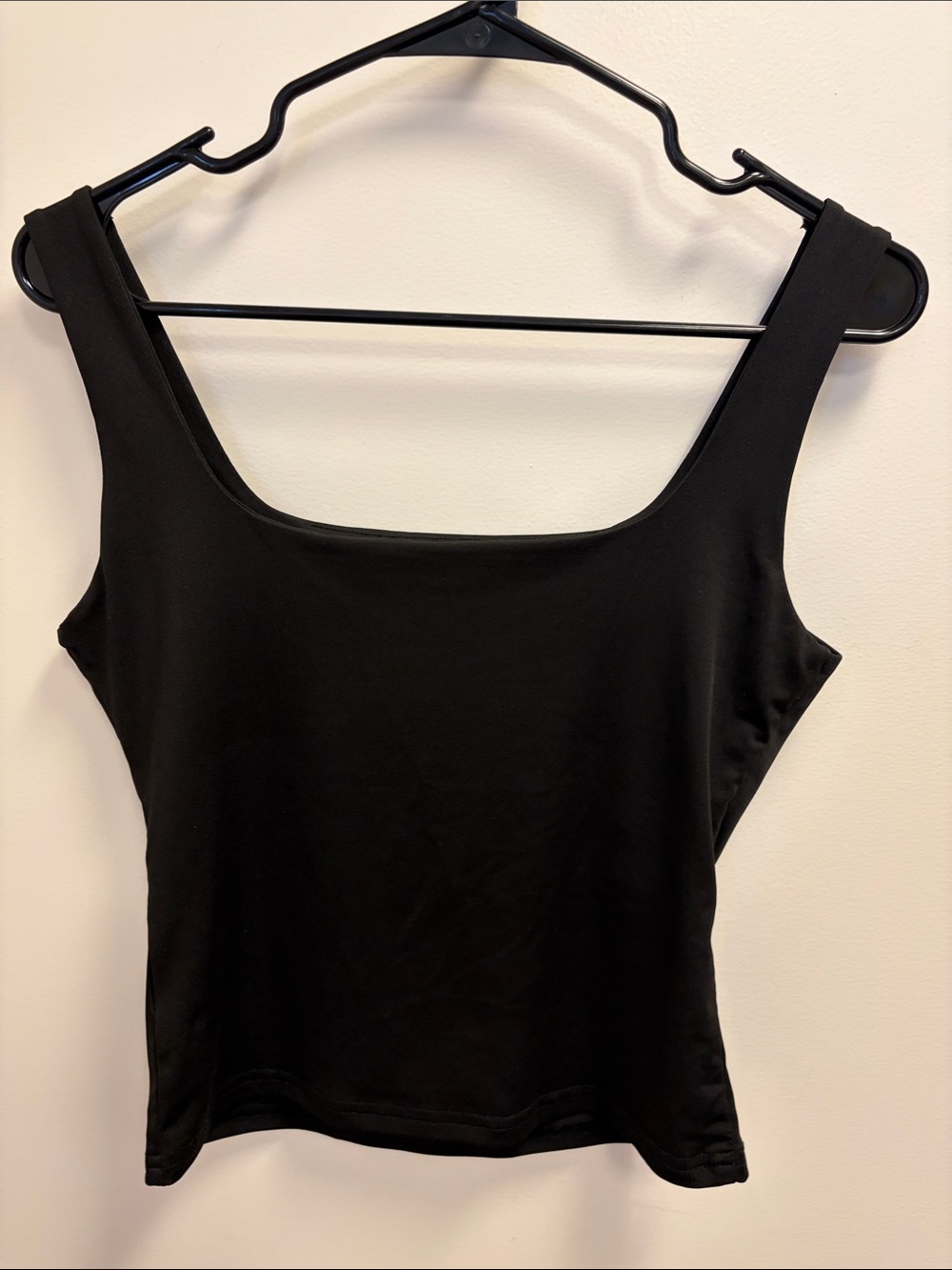 Classic Black Scoop Neck Tank Top - Women